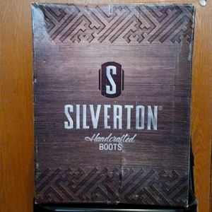 Silverton Boots